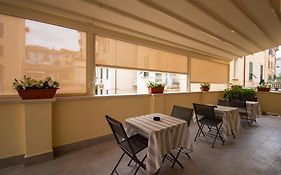 Affittacamere E Appartamenti - Rent Rooms And Apartments Le Camere Nel Corso - Adults Only